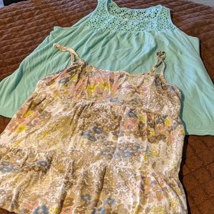 Old Navy lot of 2 tanks